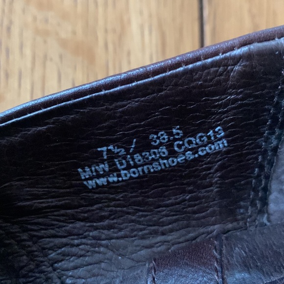 Born boc Dark Brown Leather Slip On Booties Clogs Block Heel Rivets Women’s 7.5 - Picture 8 of 10